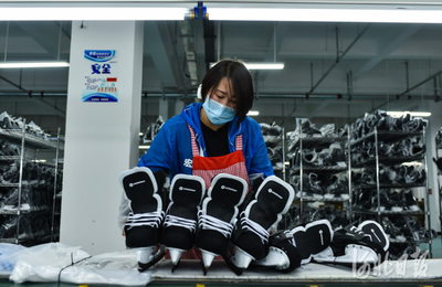 河北張家口 冰雪產(chǎn)業(yè)落地生根，戶外用品銷售迎發(fā)展新機(jī)